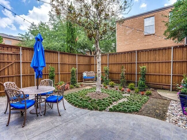 Patio con luces de fiesta - 5734 Remington Park Sq Unidad 5734 Remington Park Sq