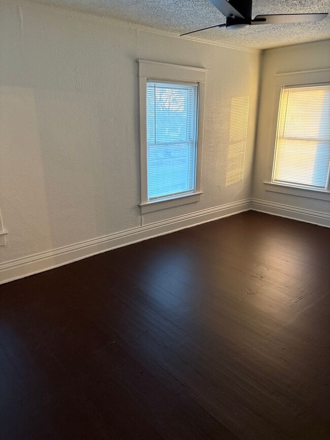 Photo - Large 3 bedroom house available