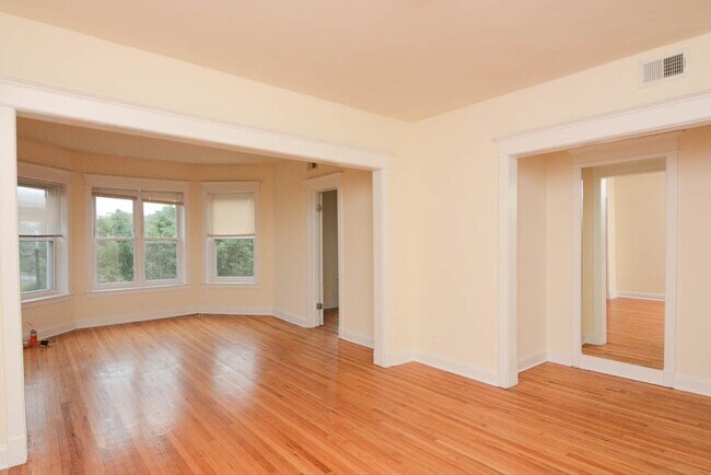 Photo - 1524 N Kedzie Ave Unit 4