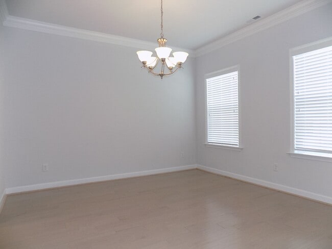 Photo - 121 Wineberry Wy