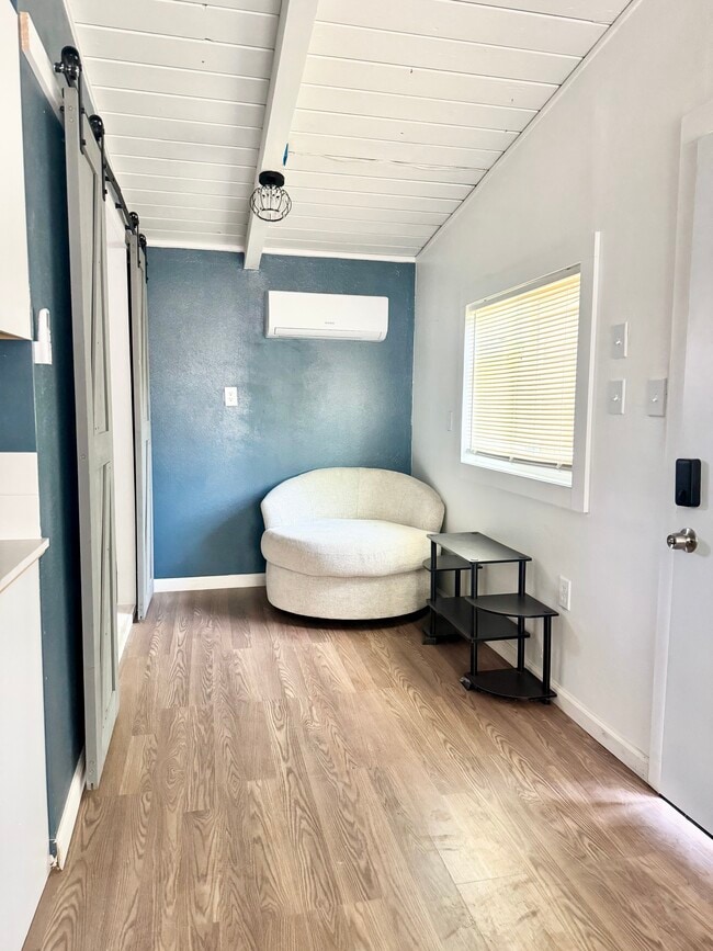 Photo - 6015 N Alturas Ave