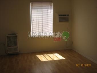 Photo - 1339 S Sycamore Ave