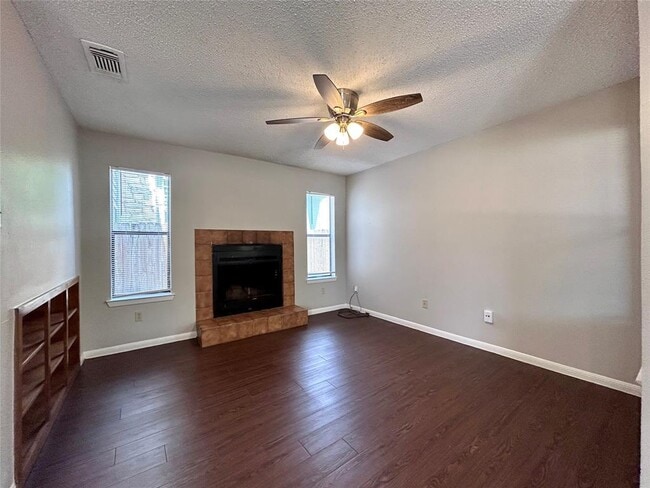 Photo - 8900 Schick Rd