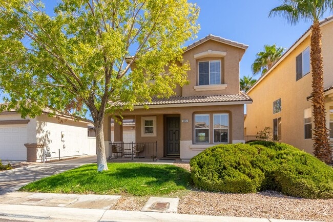 Building Photo - Beautifully Updated 3 Bedroom Southeast Ve...