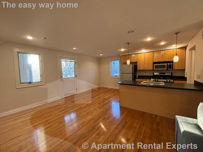 Photo - 1110 Massachusetts Ave