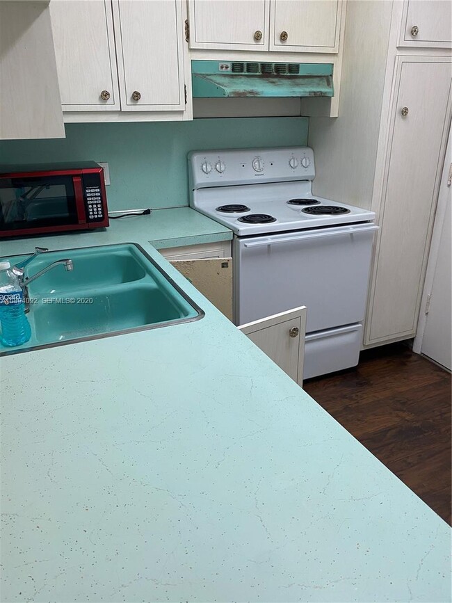 Photo - 16701 NE 14th Ave