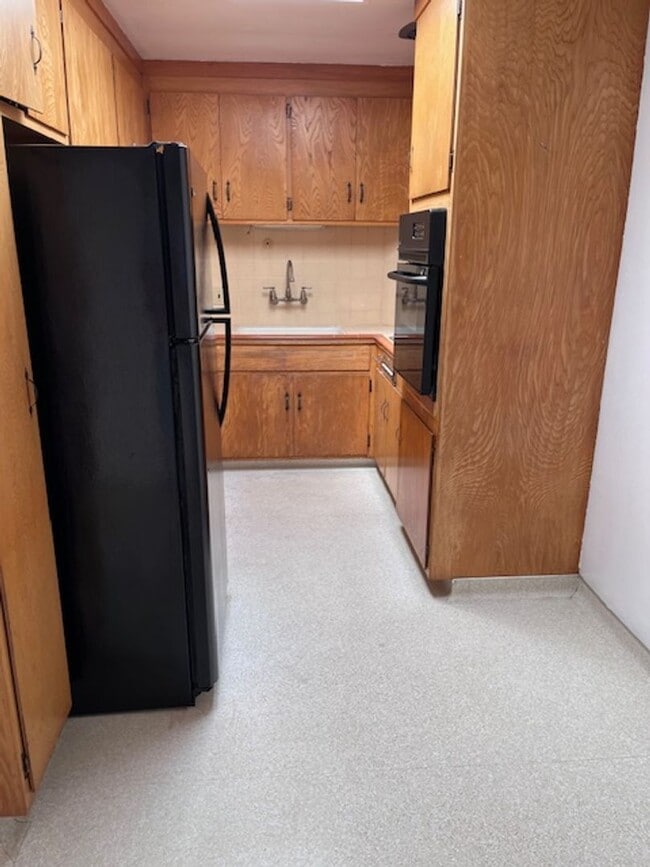 Photo - 5428 Claremont Ave Unidad 5428B Claremont Ave.