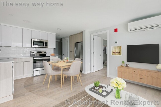 Building Photo - 10 Soden St Unit 204