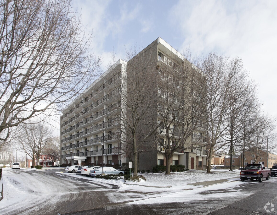 Photo - Alliance Towers