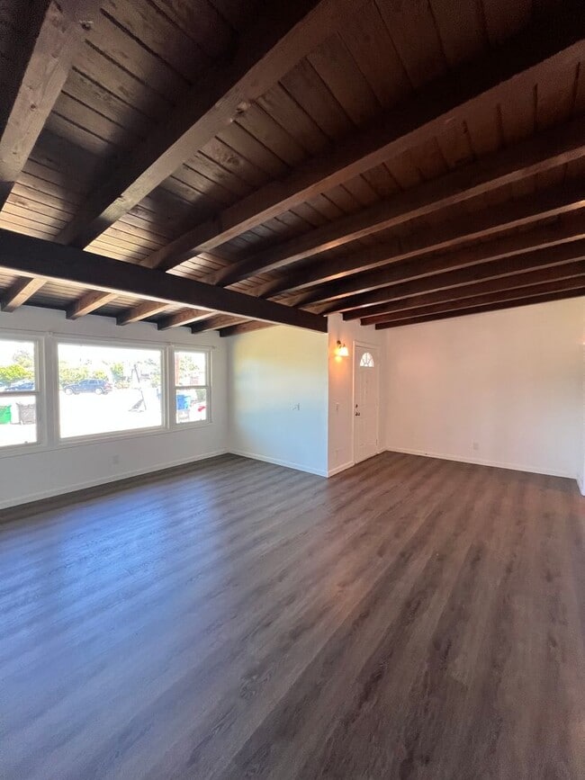 Photo - Westminster 3 bed 1.5 Bath Cul-de-sac  House