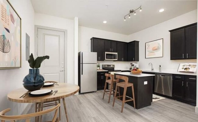 Building Photo - 1 bedroom in Houston TX 77006 Unit 1292