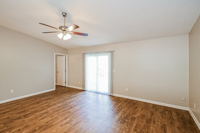 Photo - 1603 Twin Oak Ln