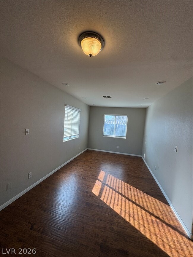 Photo - 7213 London Bridge Ave