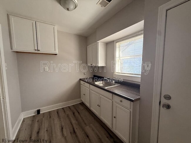 Photo - 3757 Fairmont Ave
