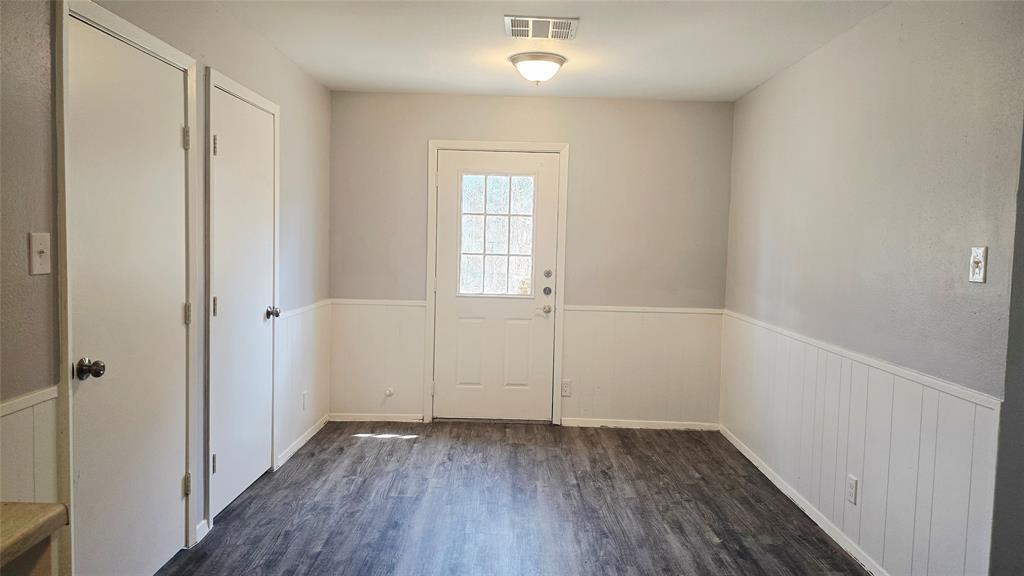 Photo - 9013 Slayton Dr