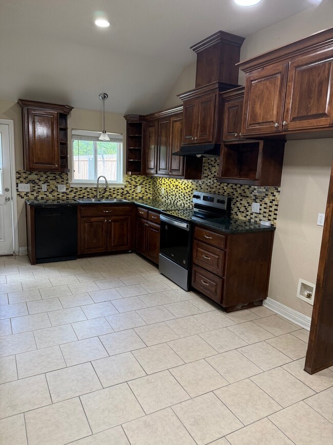 Photo - 121 Helane Ln Unit 100