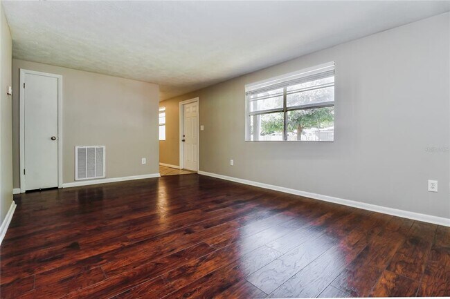 Photo - 6412 Pueblo Ave
