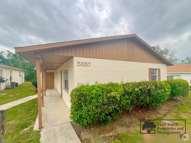 Building Photo - 5857 Charlton Dr Rental