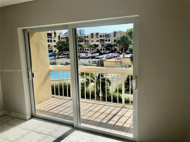 Photo - 7825 Camino Real Unidad J-206