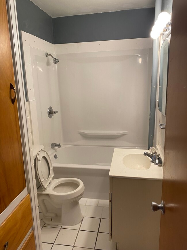 Photo - 2107 52nd St Unit 2017