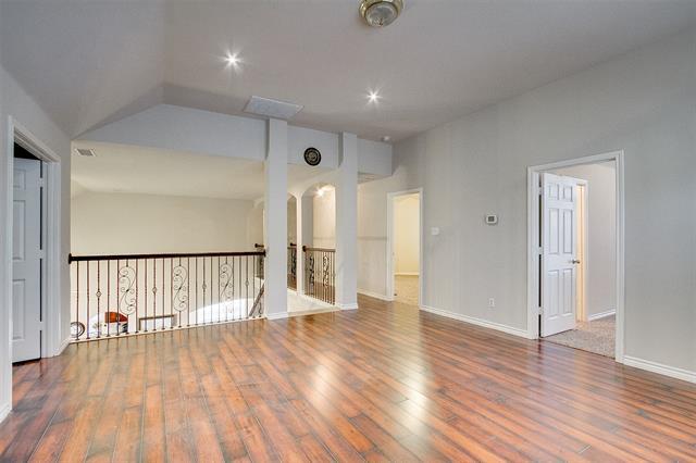 Photo - 705 Sundown Way