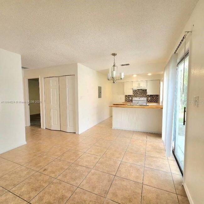 Photo - 4200 SE 22nd Ave Unit A