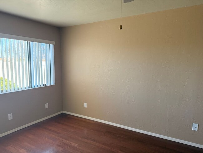 Photo - 2165 Elkhorn Dr