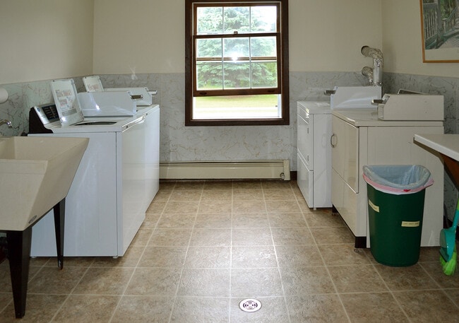 Photo - Forest Glen Apartments