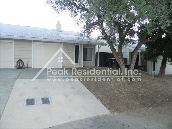 Very nice Citrus Heights 2bd/2ba Duplex wi... - Very nice Citrus Heights 2bd/2ba Duplex wi... House