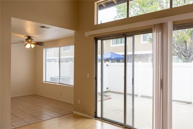 Photo - 2321 S Magnolia Ave Unit 11E