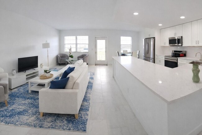 Photo - 2003 Lincoln A