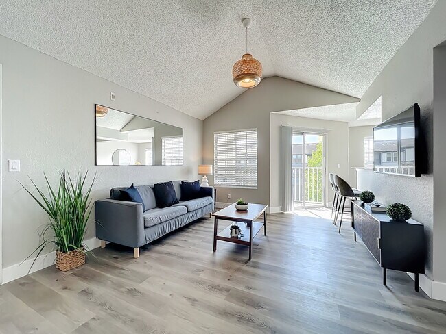 Westwood Boulevard, Orlando, FL 32821 - 1 BR 1 BA condo