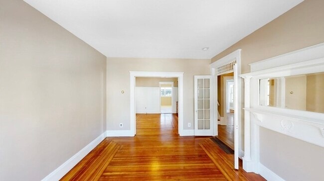 70 Hudson St Unit 1