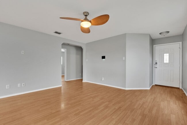 Photo - Charming 3 Bedroom Home in Bulverde Village – Prime Location!