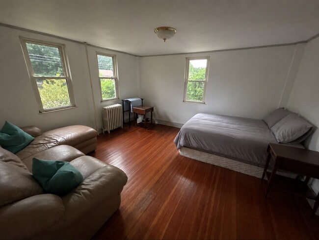 bedroom - 23 Spoonville Rd Unit First Floor