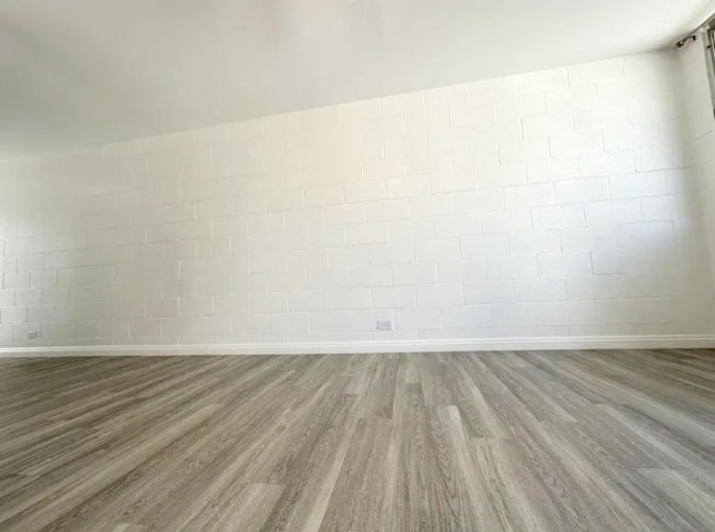 Photo - 711 Makaleka Ave Unidad G