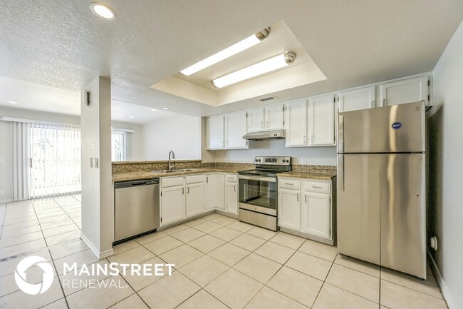 Photo - 1611 E Villa Maria Dr