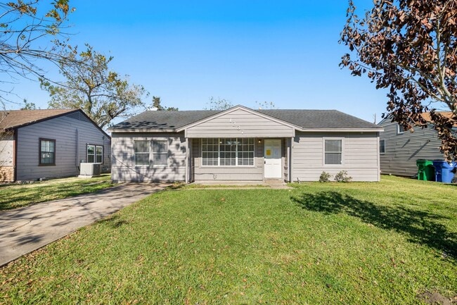 Photo - Great 3 Bedroom Single Family in Angleton