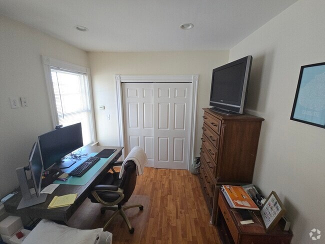 Building Photo - 146 Hillside Rd Rental