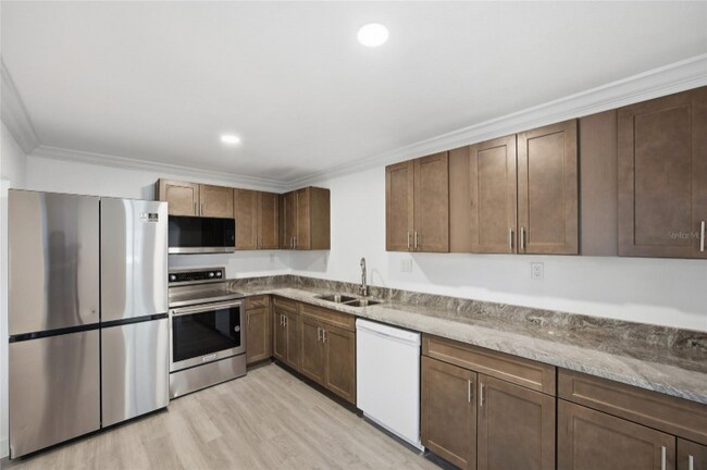 Photo - 1908 Macomber Ave