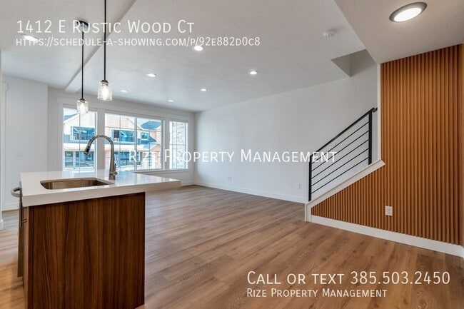 Photo - 1412 Rustic Wood Ct