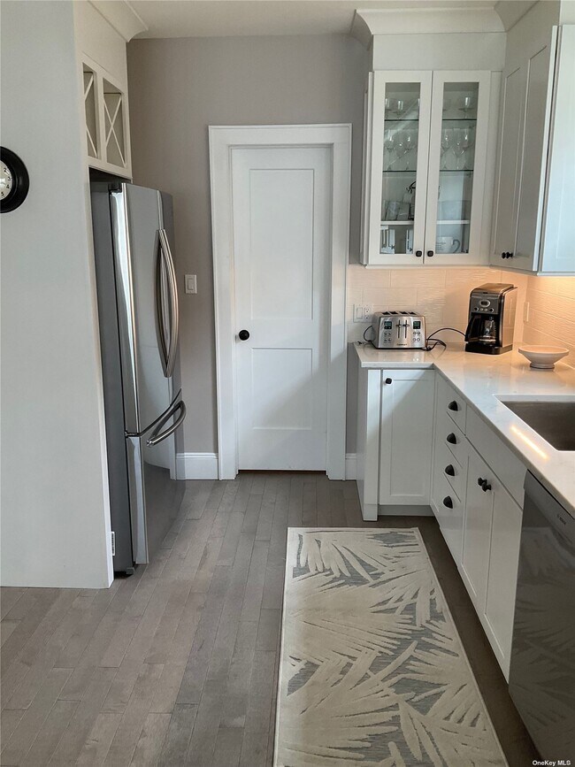 Photo - 33 Pennsylvania Ave