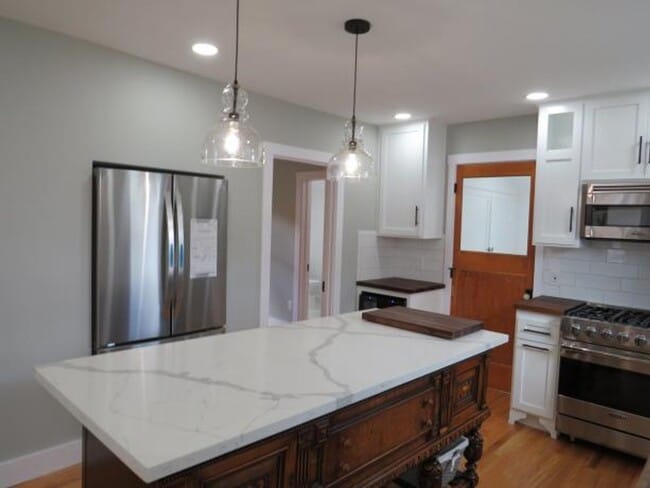 Photo - 2043-2045 Swazey St Unit 2045