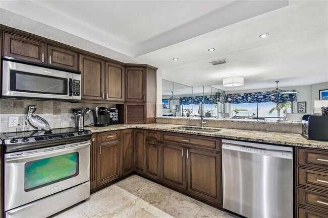 Photo - 127 1st St E Unit 103