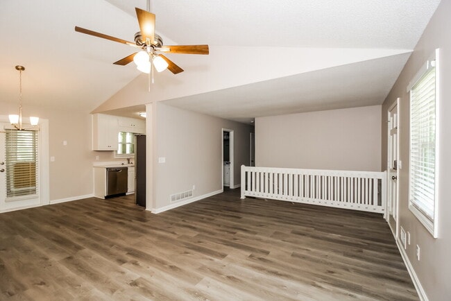 Photo - 1053 Coker Cir NW