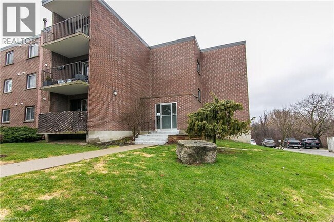 Photo - 4 Avalon Pl Unit 308