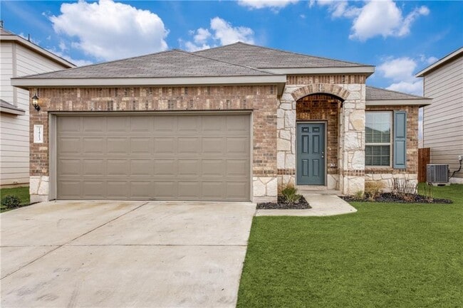 Building Photo - 1413 Cliffbrake Wy