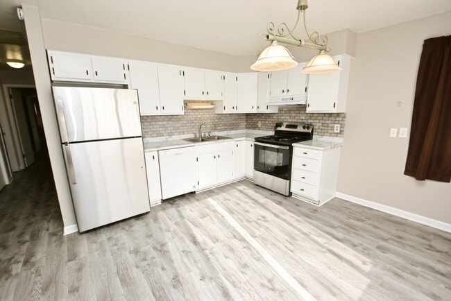 Photo - Updated 3 bedroom 1.5 bath home in South Bend IN