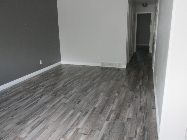 Photo - 1913 16th Ave S