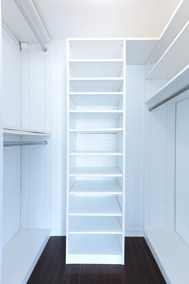 Photo - 500 Brickell Ave Unit 3604